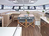 Cervetti 44 - Interior image